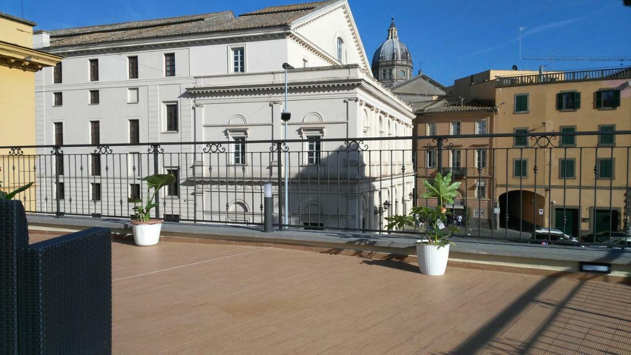 Palazzo Verdi Holiday 비테르보 외부 사진